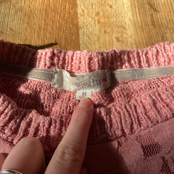 Pink Sweater - Picture 4 of 4